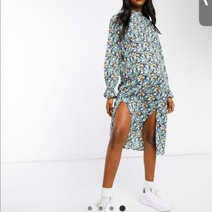 ASOS ✨ Maternity high neck floral midi dress